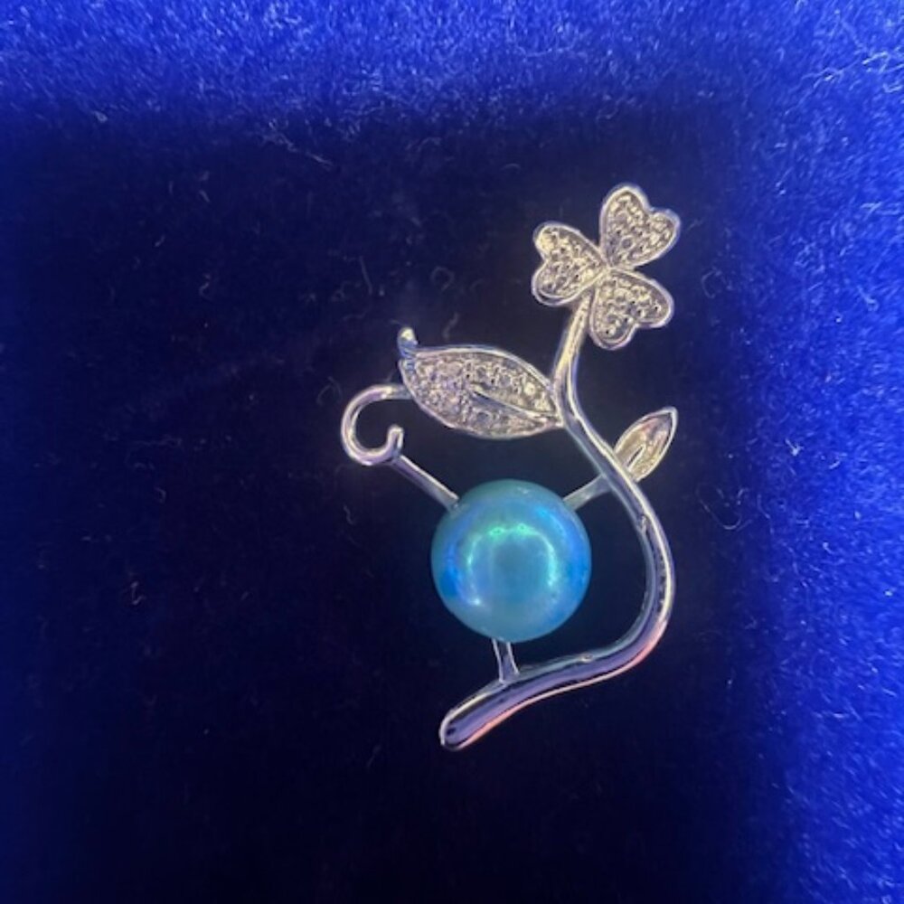 🦋 2 for $12  Cultured Blue Pearl and Crystal Pendant and Chain